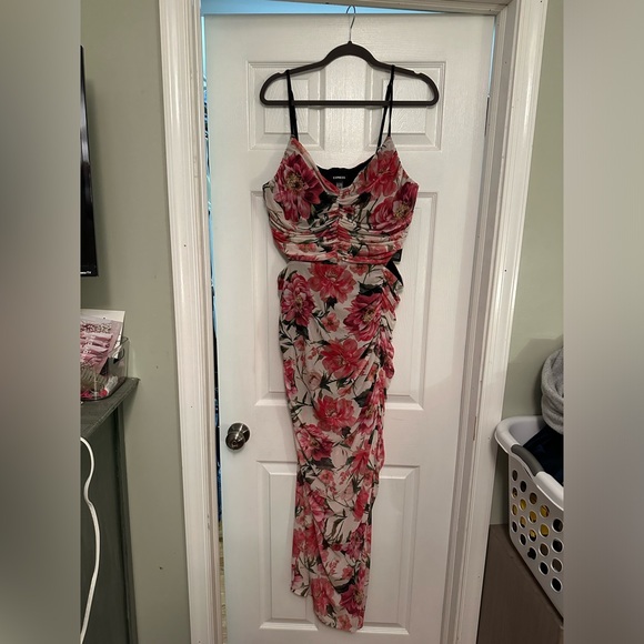 Floral Cutout Ruched Mesh Maxi Dress NWT - Picture 2 of 6